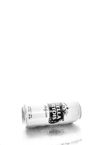 Puszka Piwa Stella Artois Bukareszt Rumunia 2023 — Zdjęcie stockowe