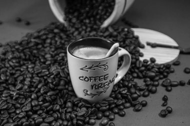 Sade kahve fincanı. Kahvaltı kahve konsepti.