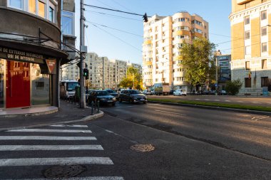 Bükreş, Romanya, 2022 'de trafik sıkışıklığı, trafik yoğunluğu