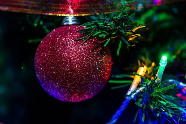 Decorações Árvore Natal Com Luzes Natal — Fotografia de Stock