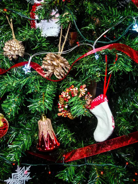 Kerstboom Decoraties Met Kerstverlichting — Stockfoto
