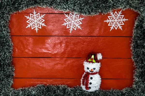 Noel ışıkları ile Noel ağacı süslemeleri