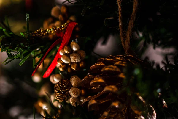 Χριστουγεννιάτικα Στολίδια Χριστουγεννιάτικα Φώτα — Φωτογραφία Αρχείου