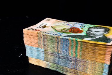 Bir yığın LEI Romanya parası. RON Leu Para Avrupa Para Birimi