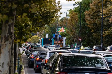 Bükreş, Romanya, 2022 'de trafik sıkışıklığı, trafik yoğunluğu