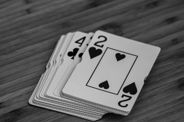 Poker fişleri, para ve kumar.