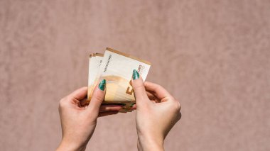 EURO para birimi. Avrupa enflasyonu, EUR parası. Avrupa Birliği parası