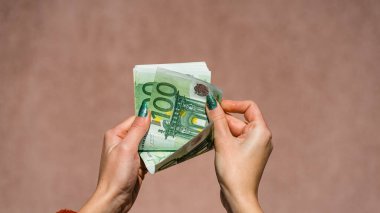 EURO para birimi. Avrupa enflasyonu, EUR parası. Avrupa Birliği parası