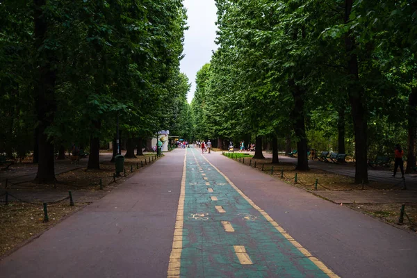 Bellissimo Parco Cittadino Persone Che Divertono Bucarest Romania 2023 — Foto Stock