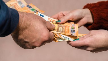 EURO para birimi. Avrupa enflasyonu, EUR parası. Avrupa Birliği parası