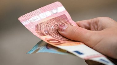 EURO para birimi. Avrupa enflasyonu, EUR parası. Avrupa Birliği parası