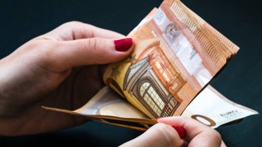EURO para birimi. Avrupa enflasyonu, EUR parası. Avrupa Birliği parası