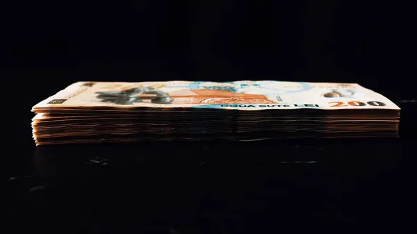 Банкнота Румынского Lei Ron Money Европейская Валюта — стоковое фото
