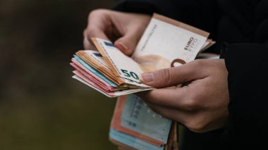 EURO para birimi. Avrupa enflasyonu, EUR parası. Avrupa Birliği parası