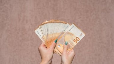 EURO para birimi. Avrupa enflasyonu, EUR parası. Avrupa Birliği para birimi