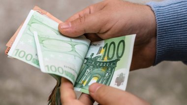 EURO para birimi. Avrupa enflasyonu, EUR parası. Avrupa Birliği para birimi