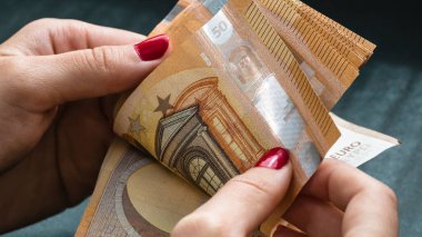 EURO para birimi. Avrupa enflasyonu, EUR parası. Avrupa Birliği para birimi