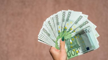 EURO para birimi. Avrupa enflasyonu, EUR parası. Avrupa Birliği para birimi