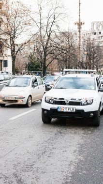 Tampon Tamponu - Romanya 'nın Bükreş kentinde yoğun trafik yoğunluğu, 2023