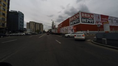 Tampon Tamponu - Romanya 'nın Bükreş kentinde yoğun trafik yoğunluğu, 2023