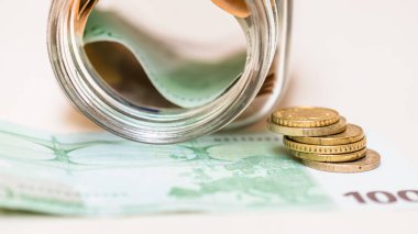 EURO para birimi. Avrupa enflasyonu, EUR parası. Avrupa Birliği para birimi