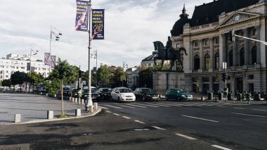 Tampon Tamponu - Romanya 'nın Bükreş kentinde yoğun trafik yoğunluğu, 2023