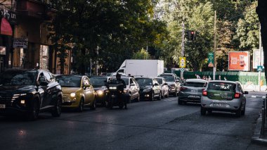 Tampon Tamponu - Romanya 'nın Bükreş kentinde yoğun trafik yoğunluğu, 2023