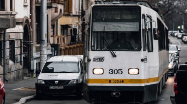 Tampon Tamponu - Romanya 'nın Bükreş kentinde yoğun trafik yoğunluğu, 2023