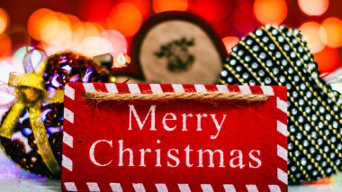 Noel süsleri. Renkli Noel ışıkları arka planı