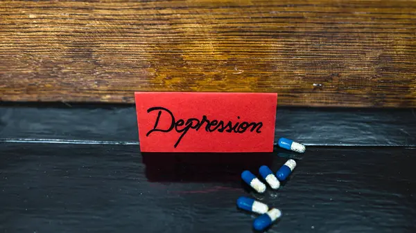 Escrevendo Depressão Rótulo Rótulo Com Texto Depressão Medicamentos Comprimidos — Fotografia de Stock