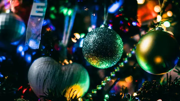 Weihnachtsdekoration Bunte Weihnachtsbeleuchtung Hintergrund — Stockfoto