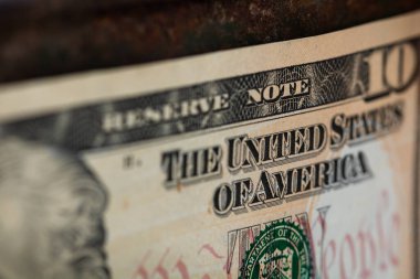 Amerikan Enflasyon Sorunları Arasında Amerikan Para Birimi