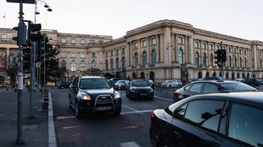 Tampon Tamponu - Romanya 'nın Bükreş kentinde yoğun trafik yoğunluğu, 2023