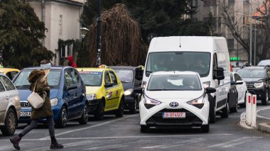 Tampon Tamponu - Romanya 'nın Bükreş kentinde yoğun trafik yoğunluğu, 2023