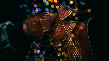 Noel süsleri. Renkli Noel ışıkları arka planı