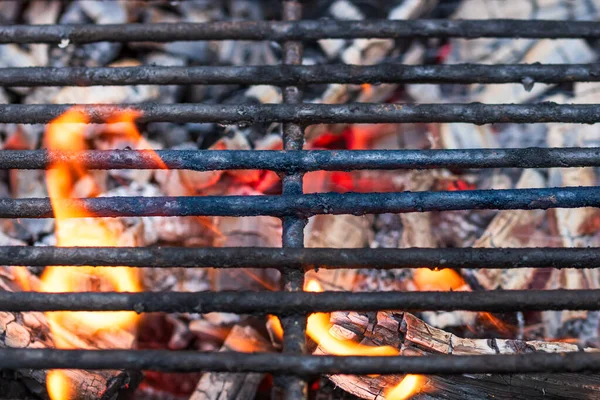 Порожній Вогняний Гриль Вугіллям Відкритим Вогнем Готовий Приготування Стейк Концепції — стокове фото