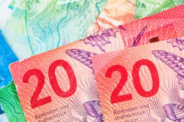 CHF Para Birimi İsviçre Enflasyon Sorunları Arasında