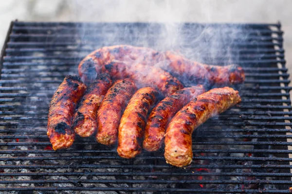 Worstjes Grillen Barbecue Heerlijke Worstjes Houtskoolgrill — Stockfoto