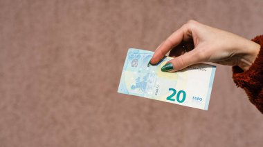 EURO para birimi. Avrupa enflasyonu, EUR parası. Avrupa Birliği para birimi