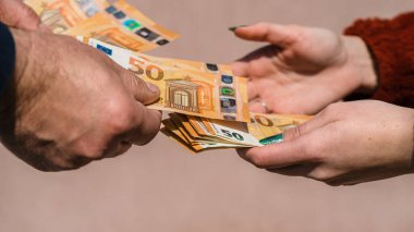 EURO para birimi. Avrupa enflasyonu, EUR parası. Avrupa Birliği para birimi