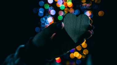 Noel süsleri. Renkli Noel ışıkları arka planı