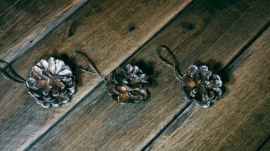 Noel süsleri. Renkli Noel ışıkları arka planı