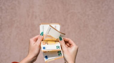 EURO para birimi. Avrupa enflasyonu, EUR parası. Avrupa Birliği para birimi