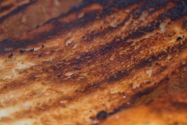 Bir dilim kızarmış ekmek. Kızarmış ekmeğin ayrıntıları