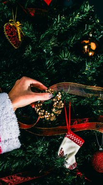 Noel süsleri. Renkli Noel ışıkları arka planı