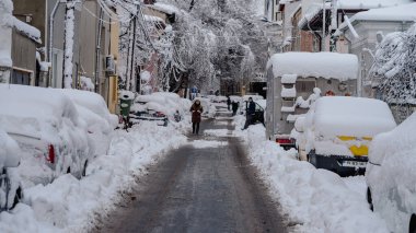 Kışın ilk günü, Romanya 'nın Bükreş kentinde yoğun kar yağdı