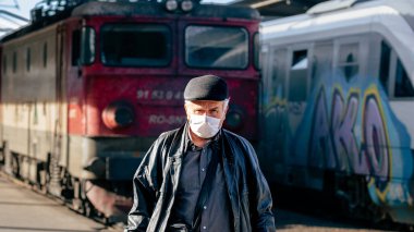 Bükreş Kuzey Tren İstasyonu 'nda Tren (Gara de Nord Bucuresti)