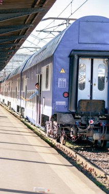 Bükreş Kuzey Tren İstasyonu 'nda Tren (Gara de Nord Bucuresti)