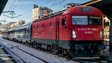 Bükreş Kuzey Tren İstasyonu 'nda Tren (Gara de Nord Bucuresti)