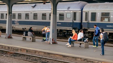 Bükreş Kuzey Tren İstasyonu 'nda Tren (Gara de Nord Bucuresti)